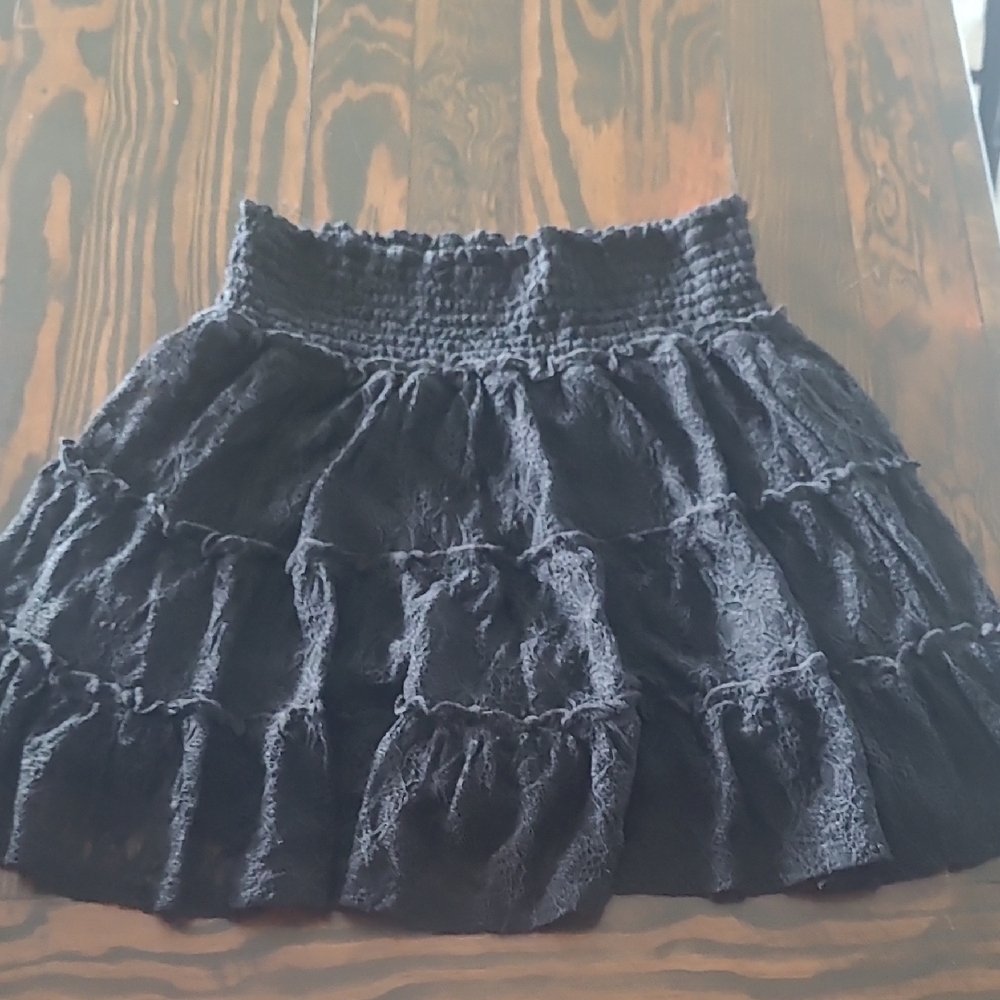 Pink Lily Black Lace Skort